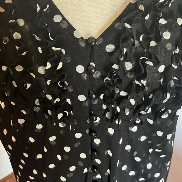 Polka dot blouse - Picture 2 of 9